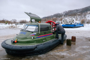 По Волге на воздушной подушке